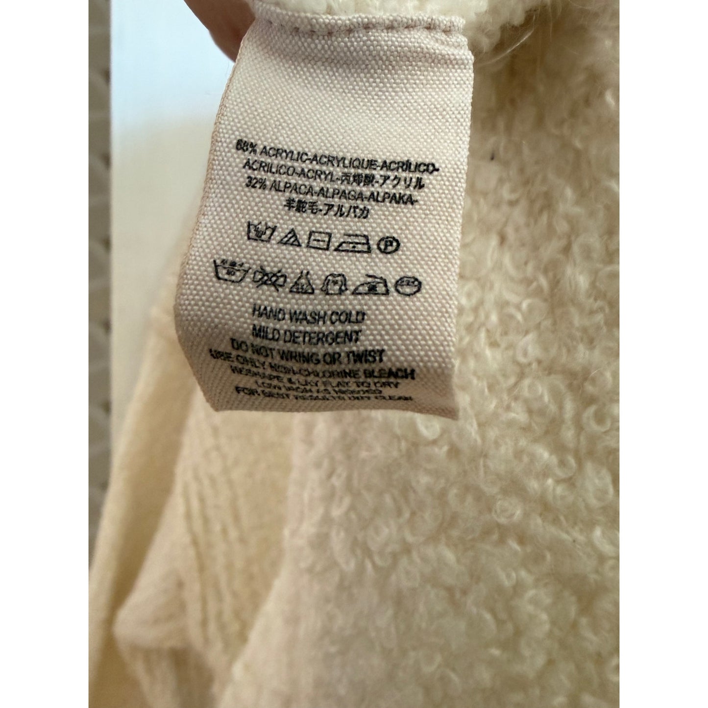Free People White Sweater V-neck Size Medium