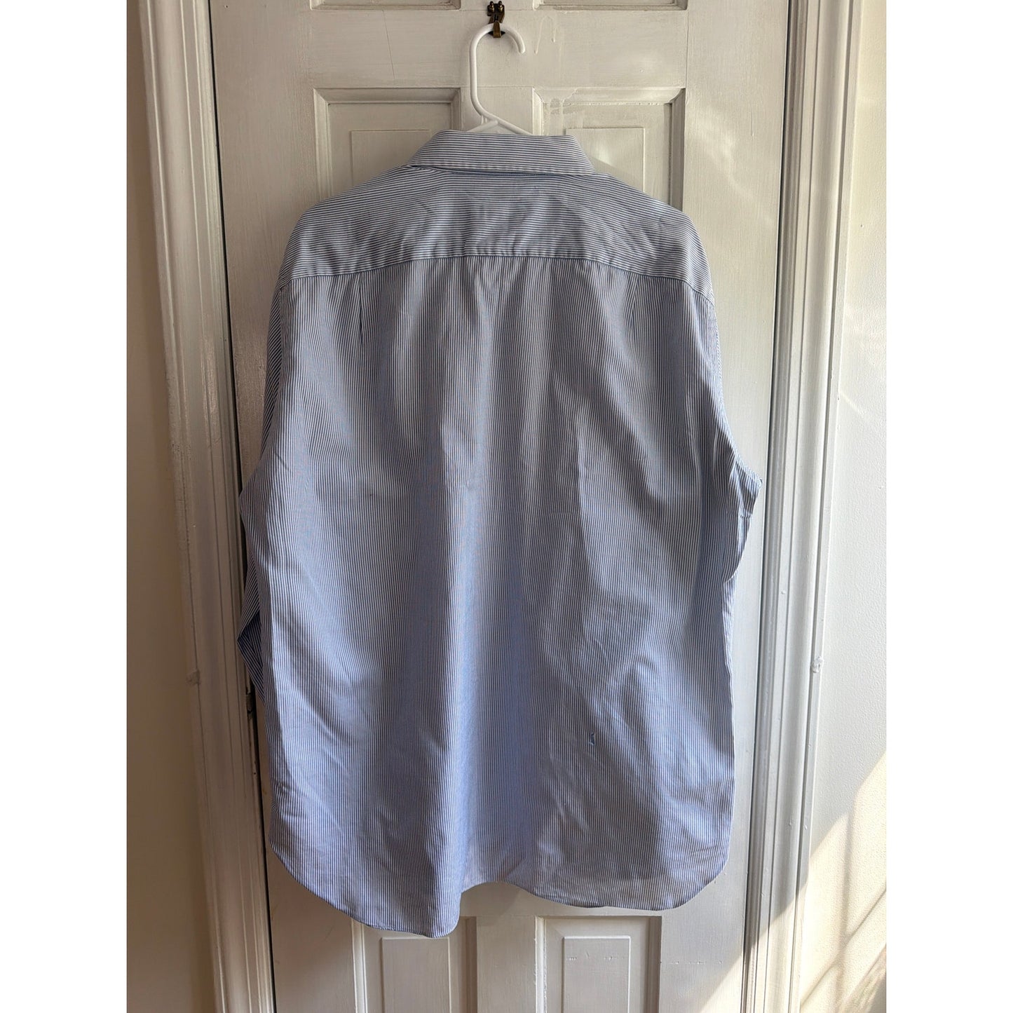 Ermenegildo Zegna Men's Size 44/17.5 Blue White Stripe Pattern Button Up