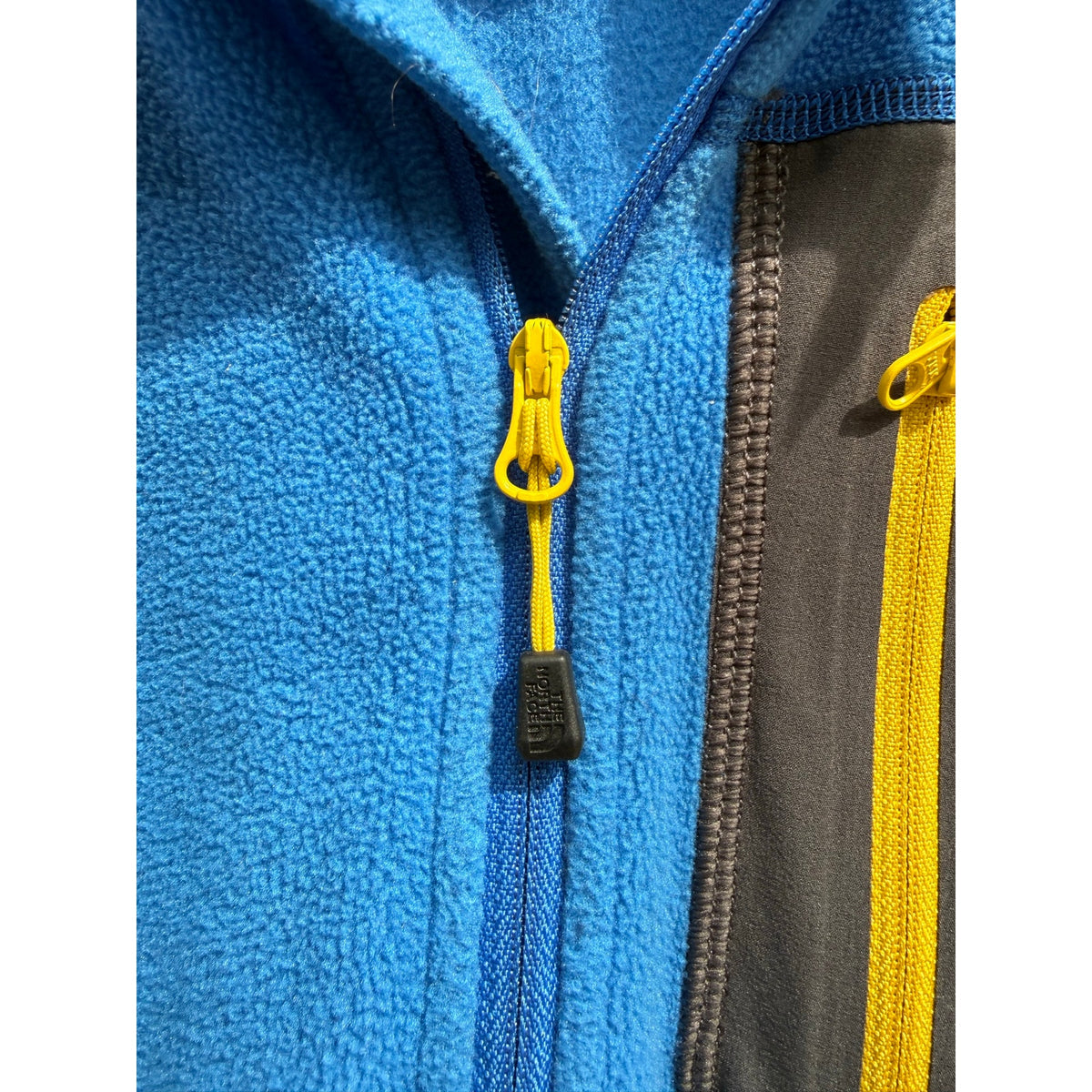 The North Face Blue Denali Fleece Jacket Zip Chest Pocket Outdoor Layering Medium