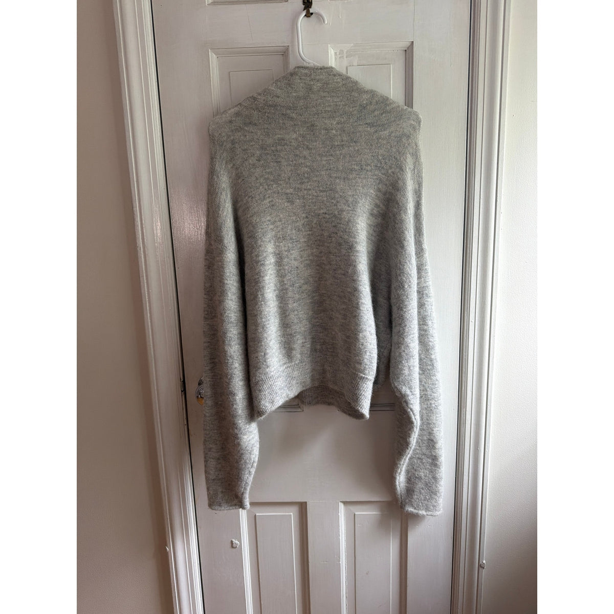 Wilfred Free Aritzia Gray Turtleneck Knit Sweater Long Sleeve Size Large L