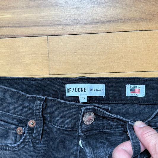 RE/DONE Black High Rise Cropped Jeans - Size 25 - EUC