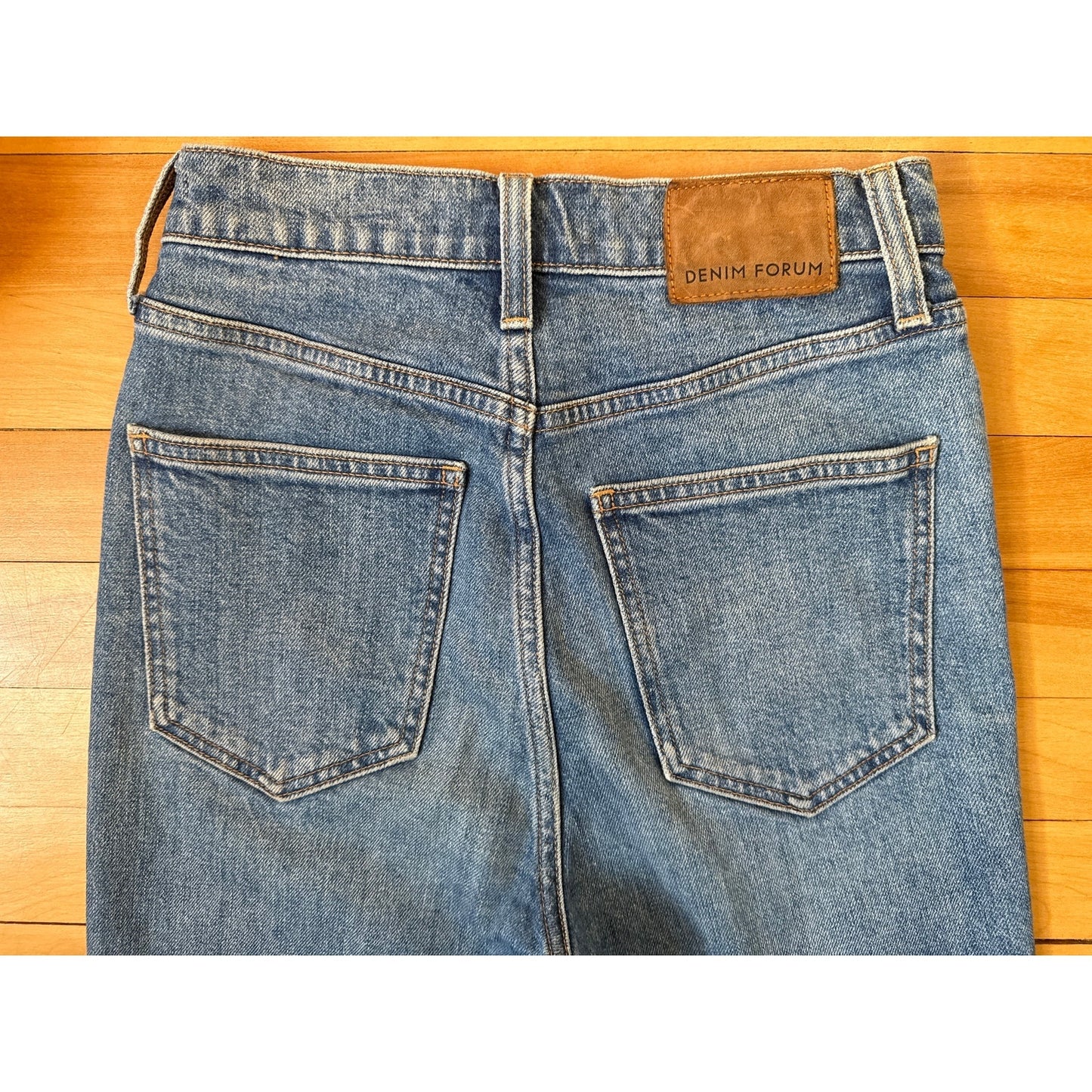 Denim Forum Aritzia Skinny Flare Jeans Size 25 Medium Wash High Rise