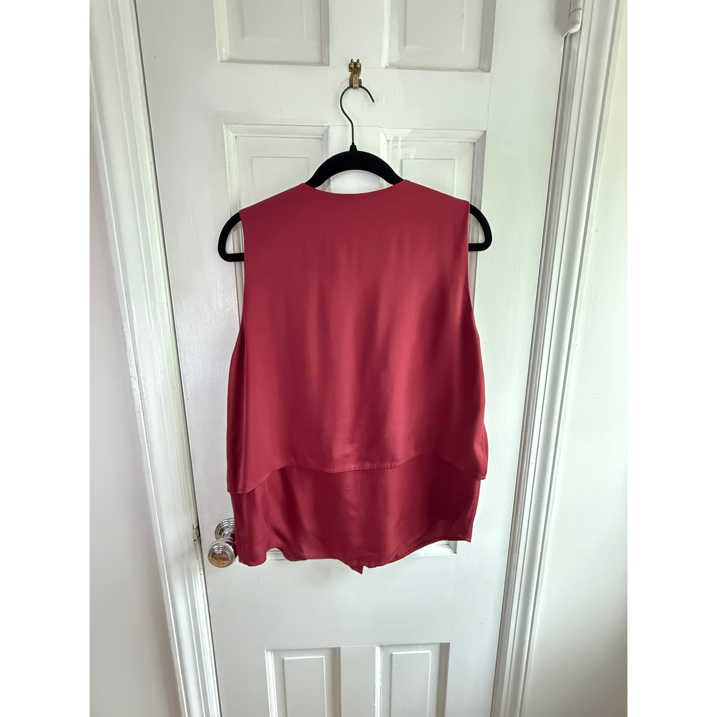 Theory Red Silk Sleeveless Blouse | Hidden Button Placket | Size M | EUC