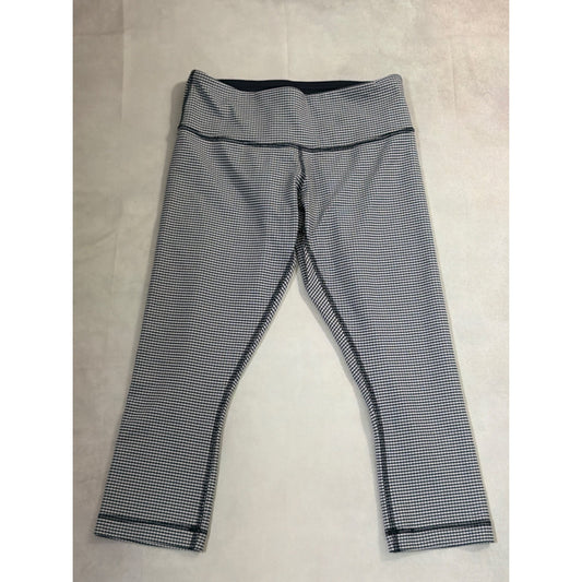 Lululemon Size 6 Cropped Capri Yoga Leggings in Black & White Gingham Check