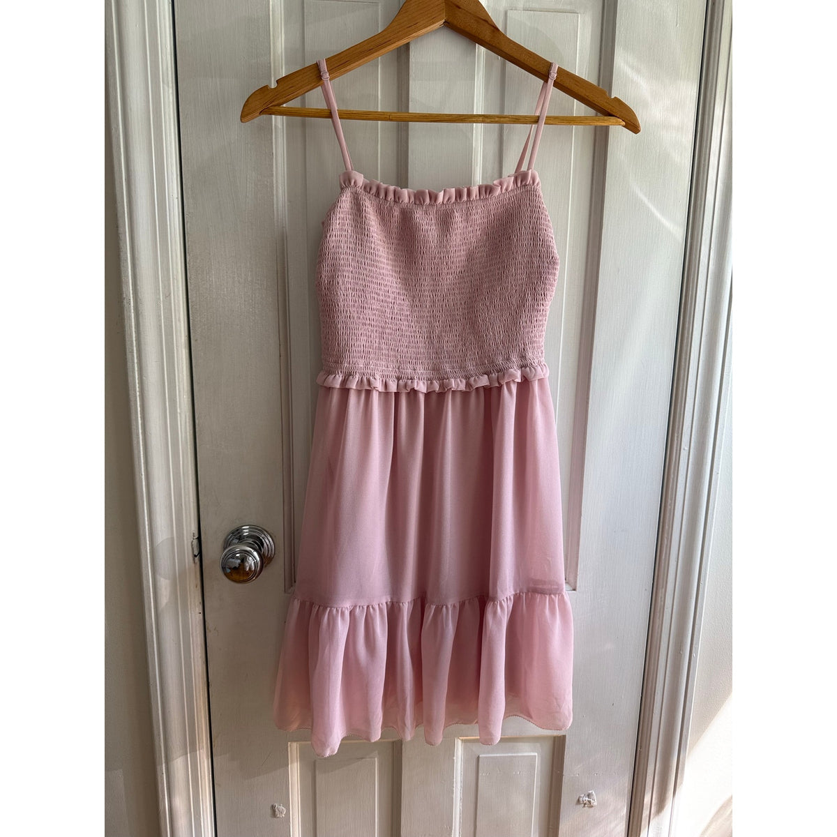 Aritzia Wilfred Pink Smocked Tiered Ruffle Mini Dress - Size XS