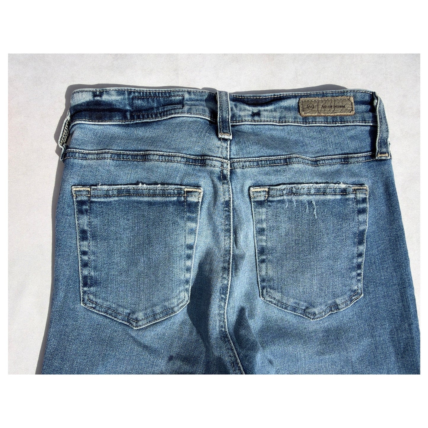 AG Jeans AG-ED Denim Farrah Boot Crop Size 26 Med Wash Distresed