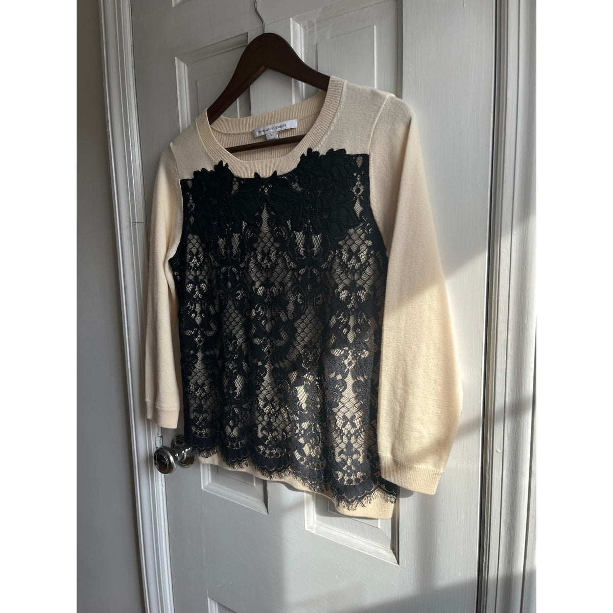 🕯️🕊️ DVF Diane von Furstenberg Ivory Wool Blend Lace Trim Sweater Size M/P