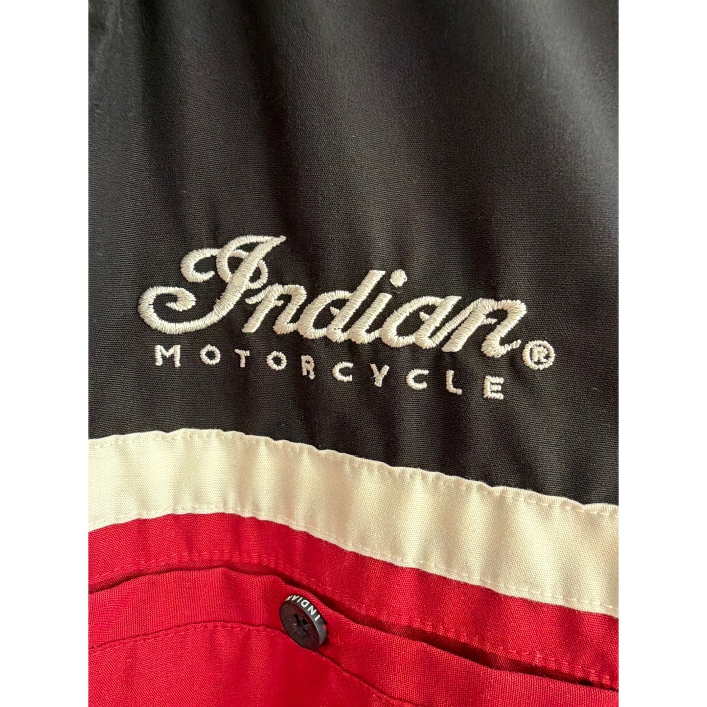 Indian Motorcycle Men's Medium Black and Red Brand Short Sleeve Button Down
