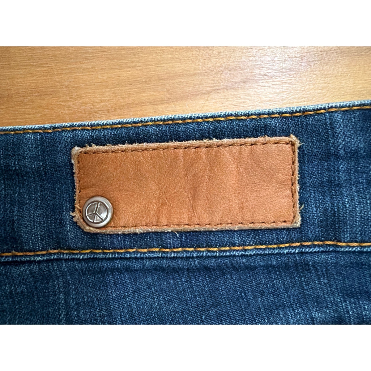 Peace Of Cloth Size 8 Dark Wash High Rise Relaxed Bootcut Jeans EUC