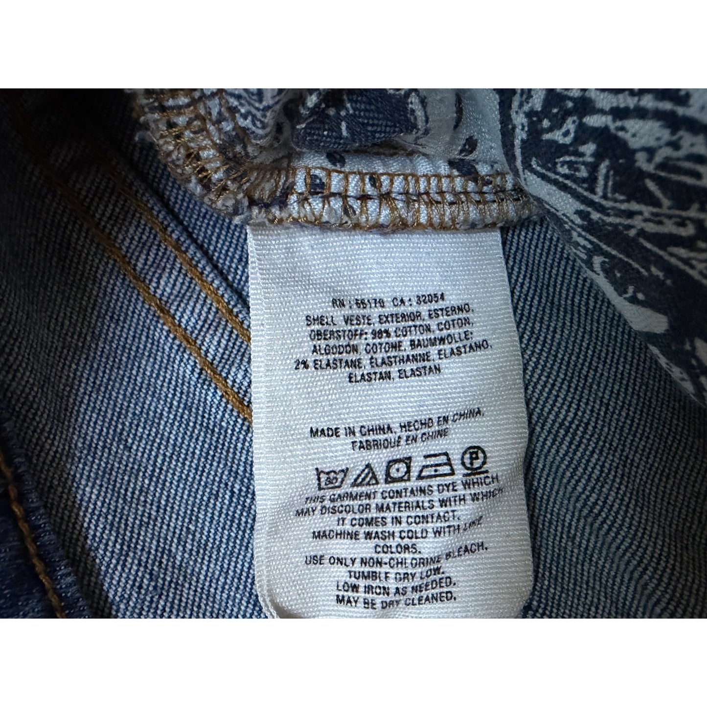 Anthropologie Pilcro Slim Boyfriend Jeans 25 Medium Wash Distressed Denim EUC