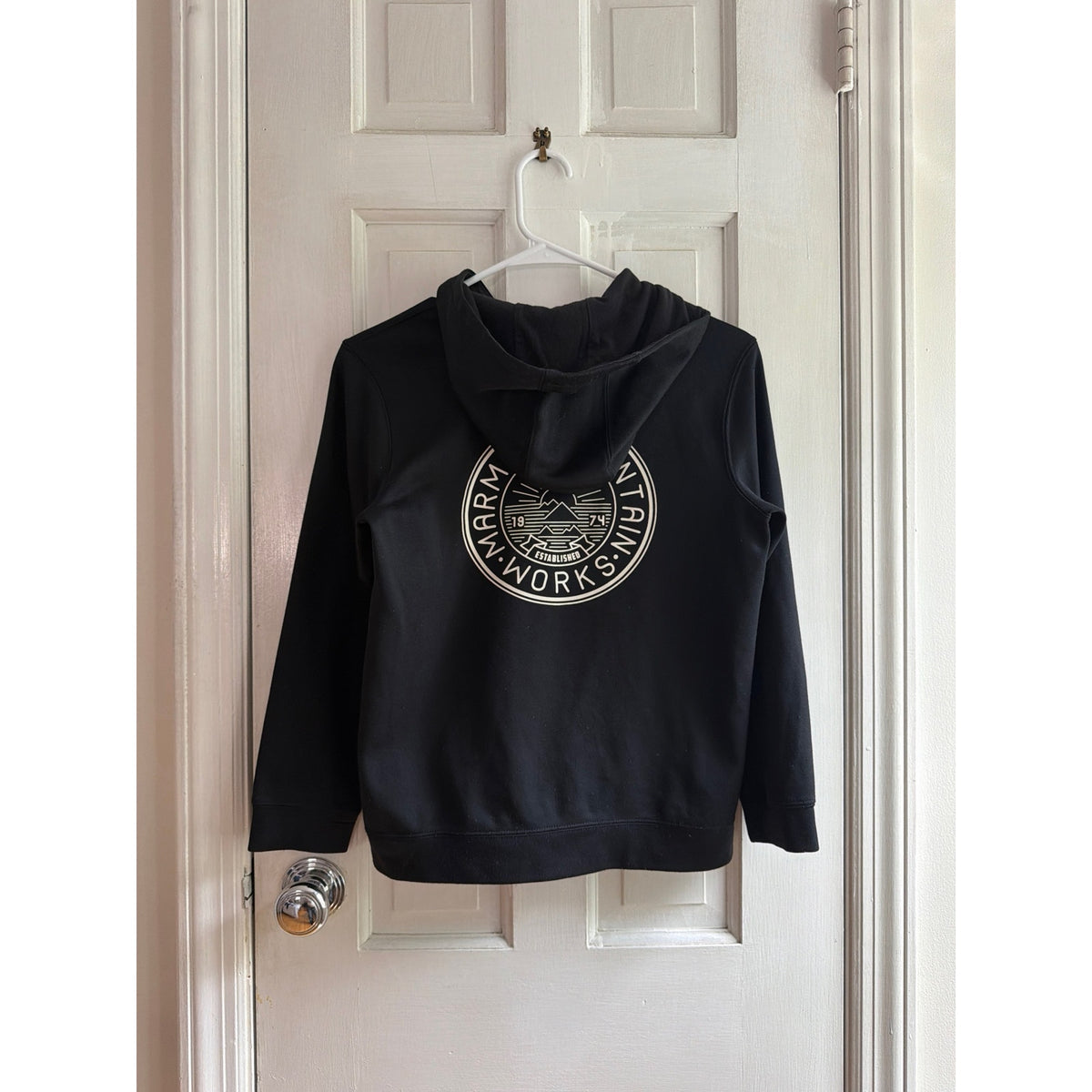 Marmot Mountain Works Black Fleece-Lined Graphic Hoodie - Size Large