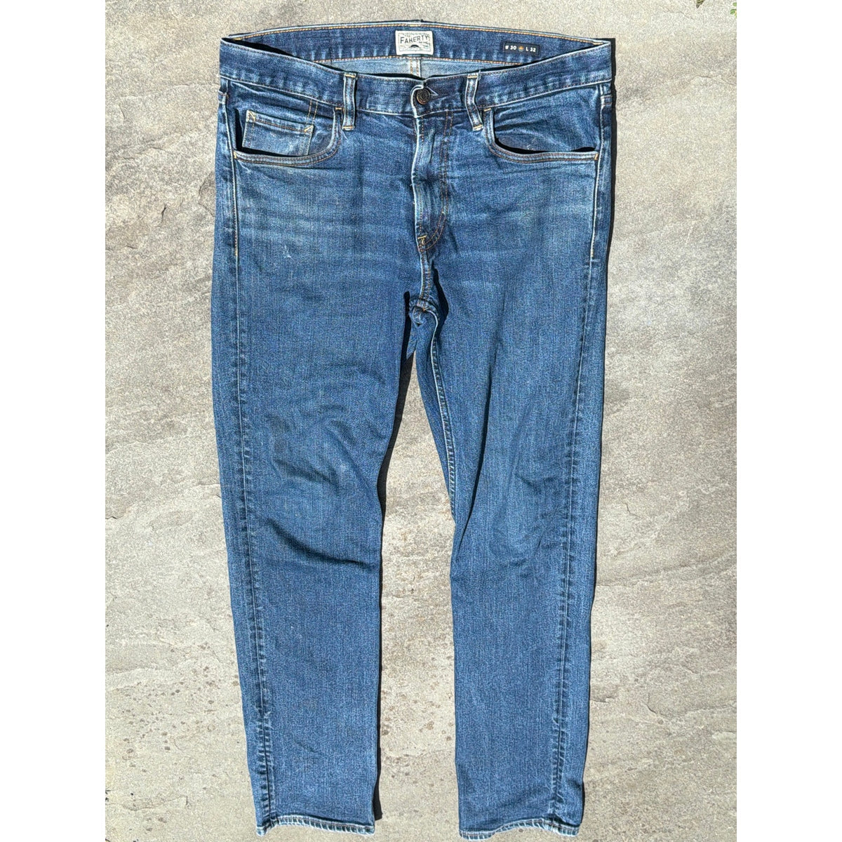 Faherty "Feel Good" Denim Jeans 30x32 Medium Wash Straight
