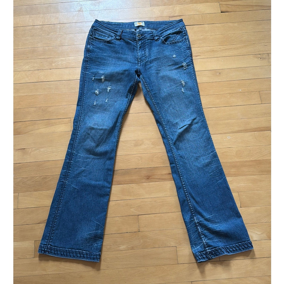 Antik Denim Vintage Bootcut Jeans Distressed Y2K Embroidered Pockets Size 29