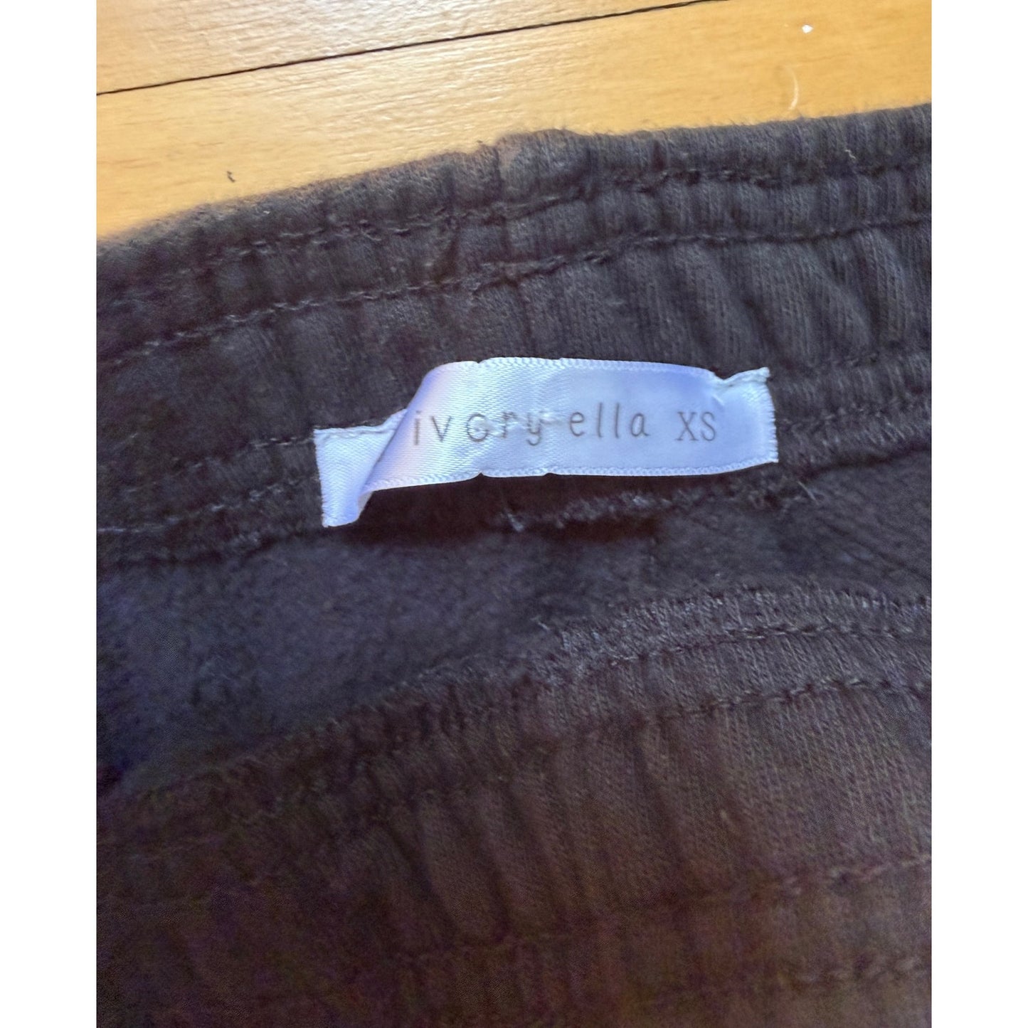 Ivory Ella Black Icon Sweatpants Size XS - Signature Elephant Logo