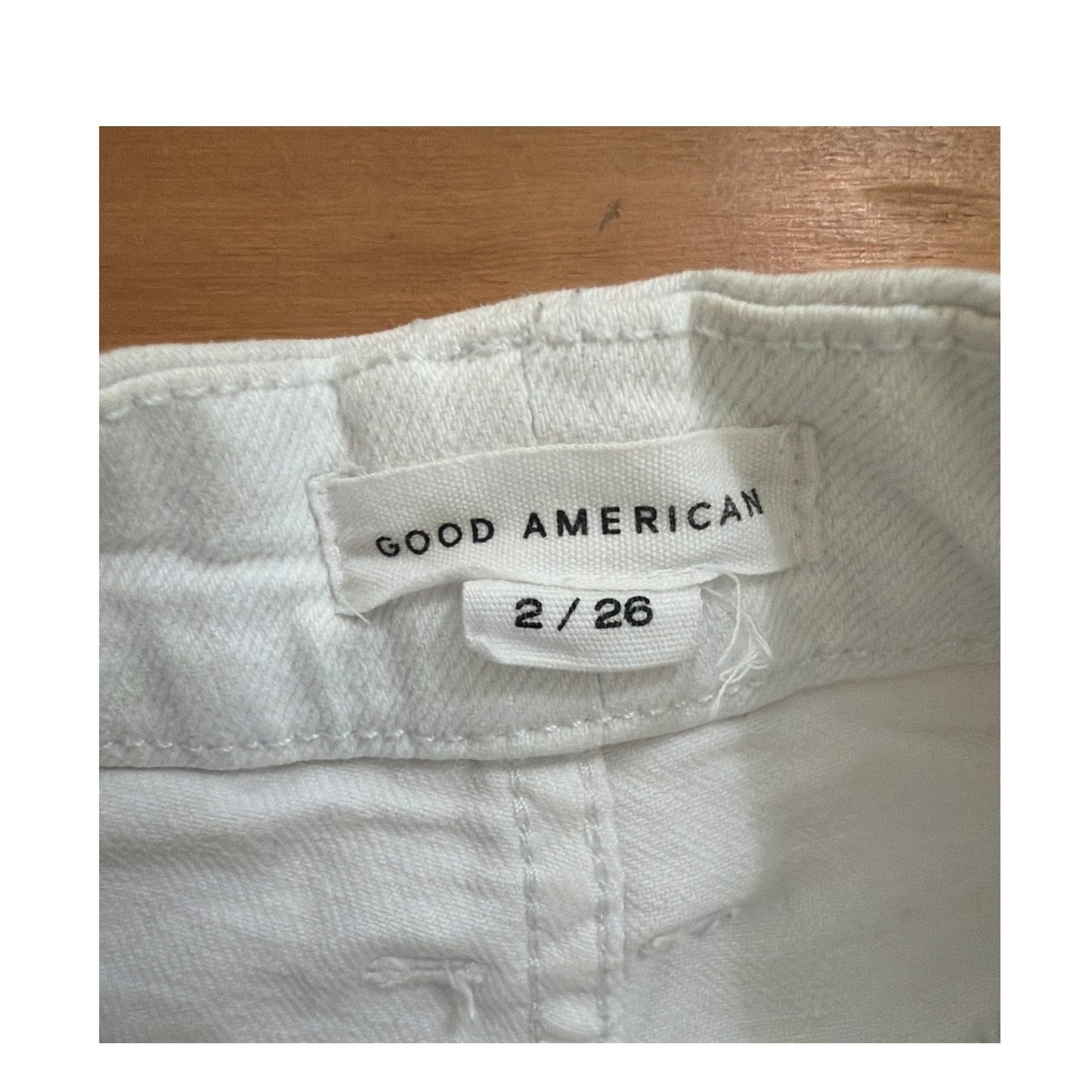Good American Bermuda Shorts 2 26 White Distressed Frayed Hem Denim Jeans EUC