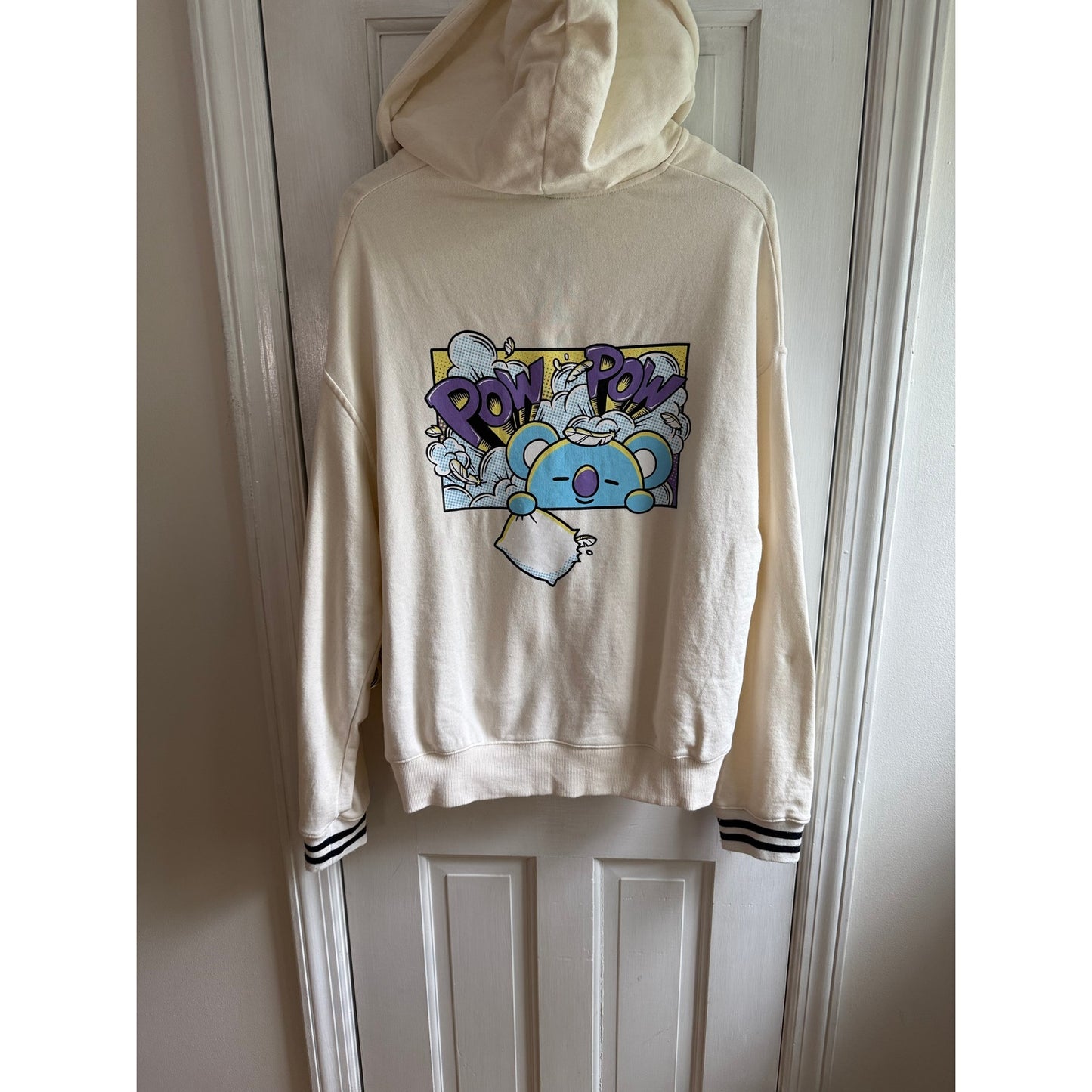 BT21 KOYA Zip Up Hoodie Cream Size Large EUC Official LINE FRIENDS BTS Merch