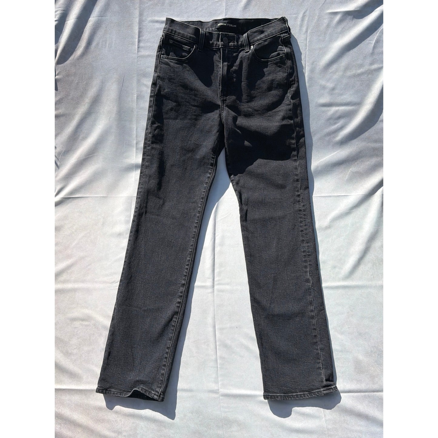 Denim Forum Size 26 90's Sculpt Mid-Rise Straight Black Jeans