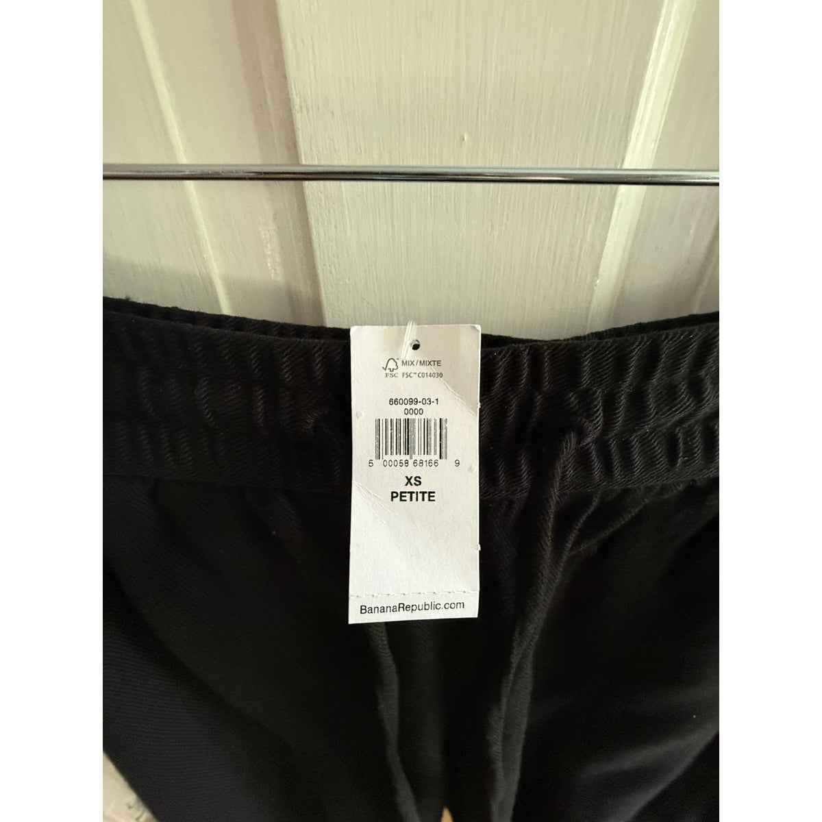 Banana Republic Men's Woven Cargo Joggers - Black - Size XS - NWT