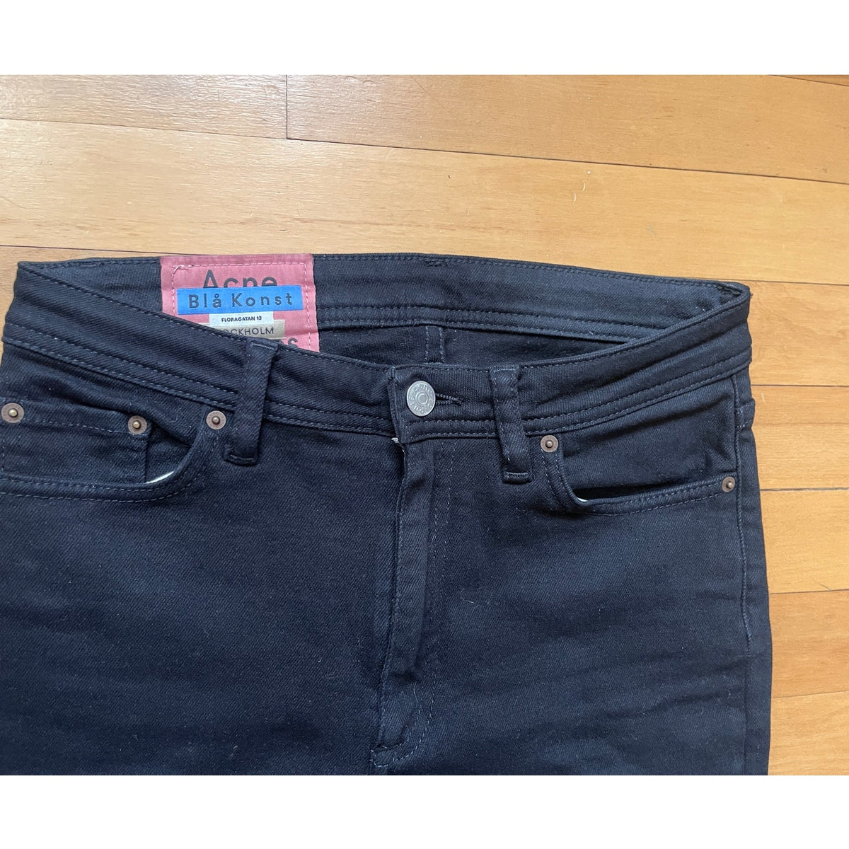 Acne Studios Peg Blk Skinny Jeans - Size 28 - EUC