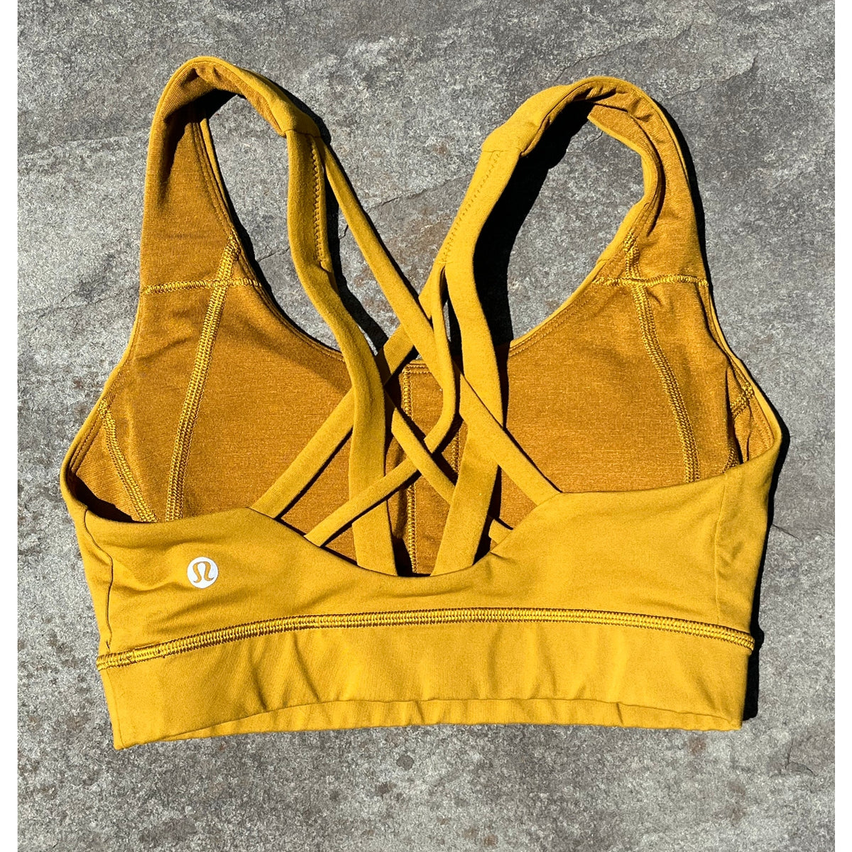 Lululemon Energy Bra Gold Metallic Racerback Medium Support Athletic Essential ✨