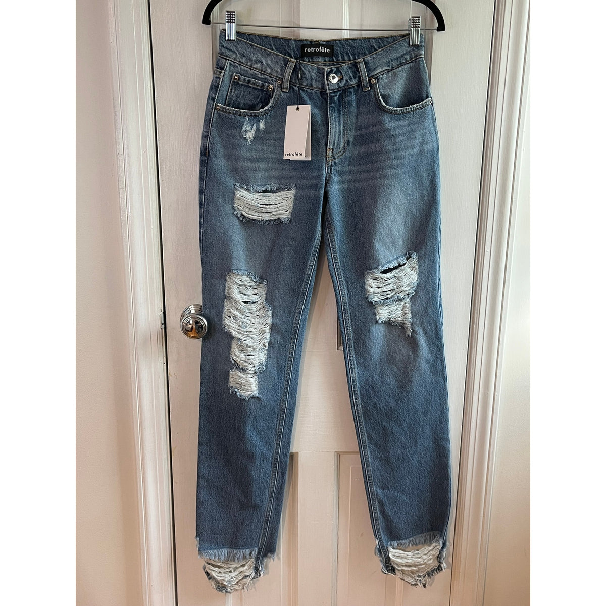 🗽 NWT Retrofete Maggie Super Distressed Jeans IT 24, US 27
