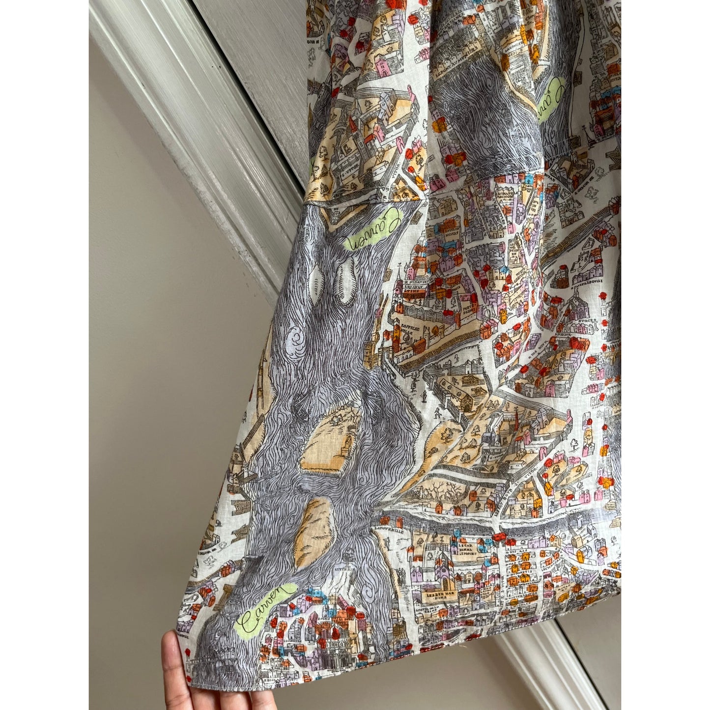 ✨ Carven Paris Graphic Print High-Rise Pleated Skirt, US 4 EU 40 ✨