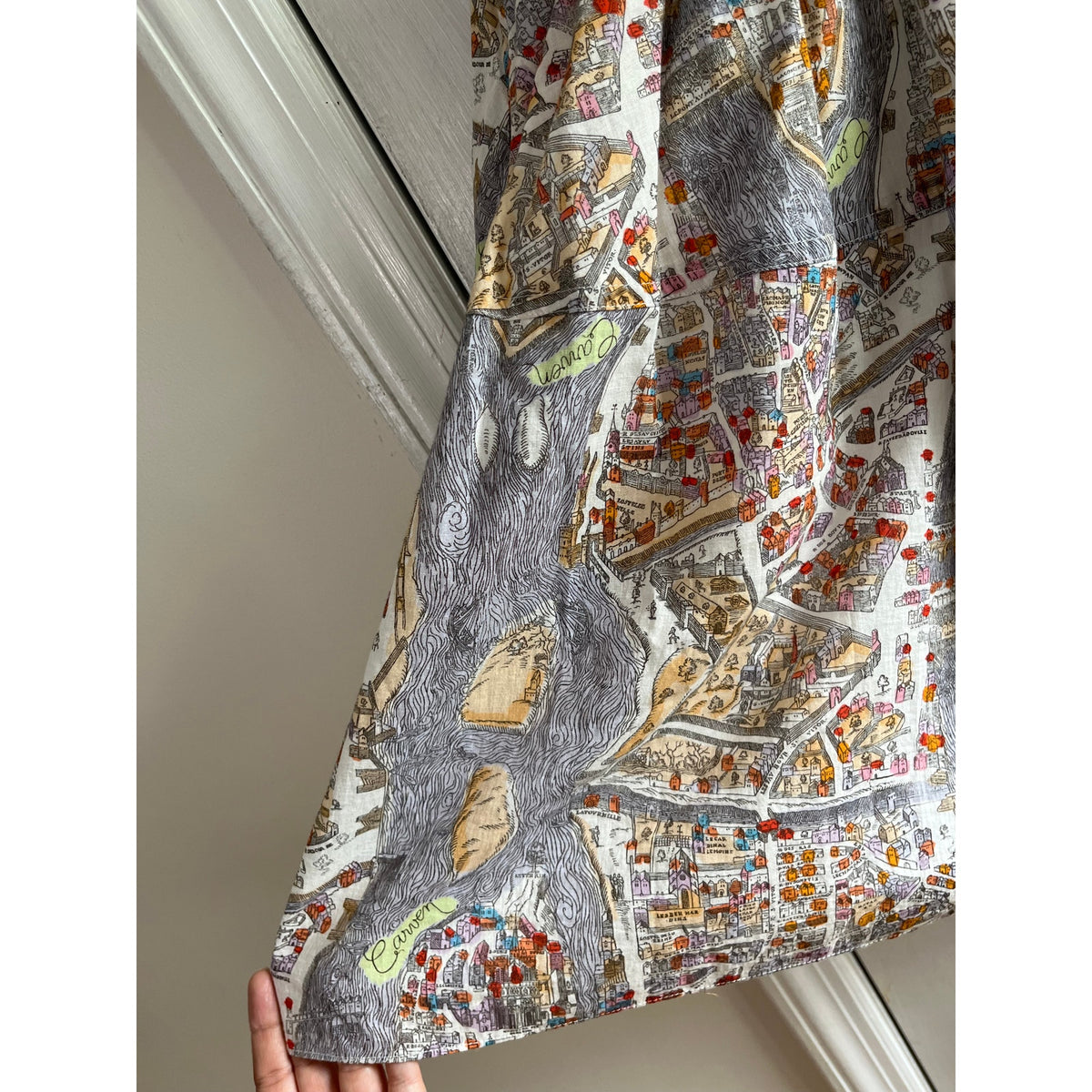 ✨ Carven Paris Graphic Print High-Rise Pleated Skirt, US 4 EU 40 ✨