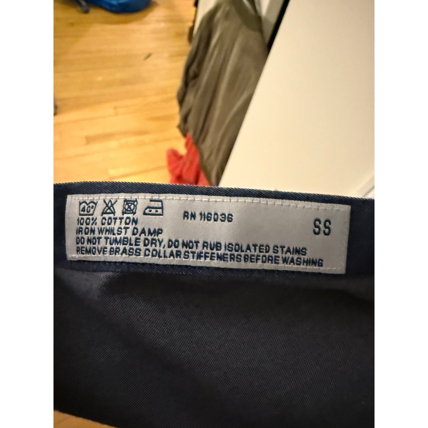Charles Tyrwhitt Men's Blue Button Down Size 17/43