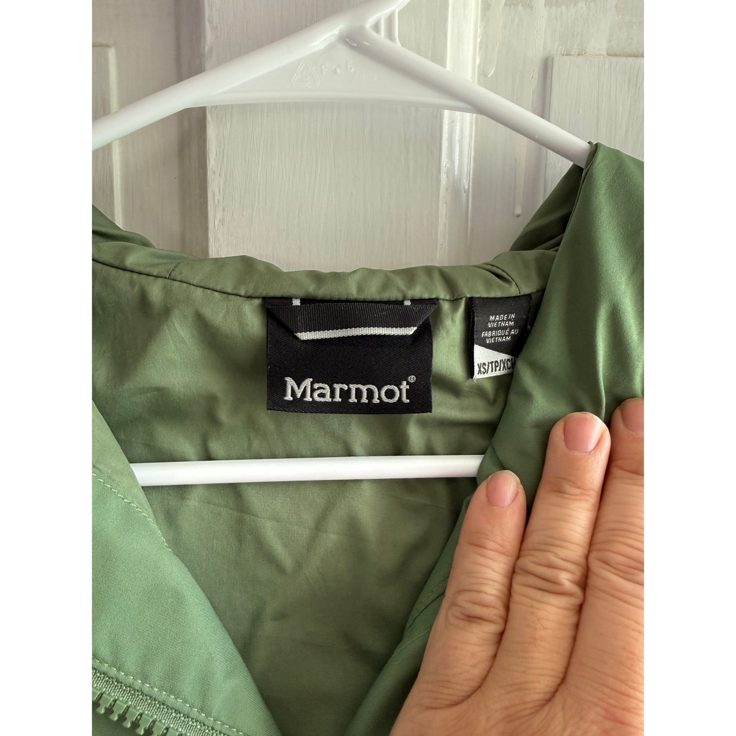 Marmot Women’s GORE-TEX Wend Parka Jacket Green Two-Tone Rain Coat Shell XS EUC