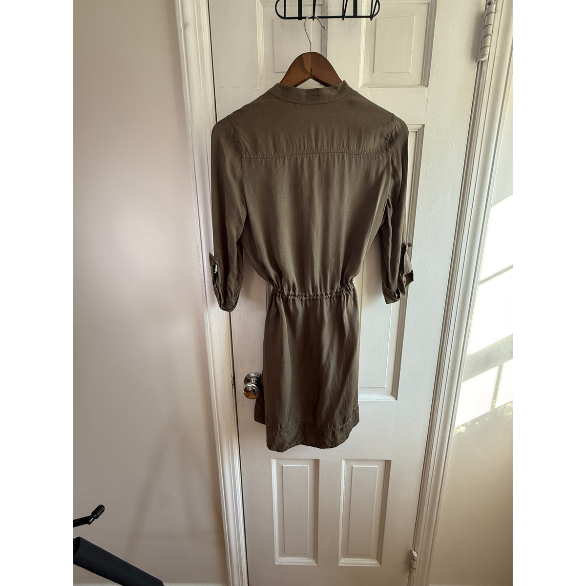 Diane von Furstenberg DVF Green Cupro Shirt Dress Size 2 EUC Cinched Waist