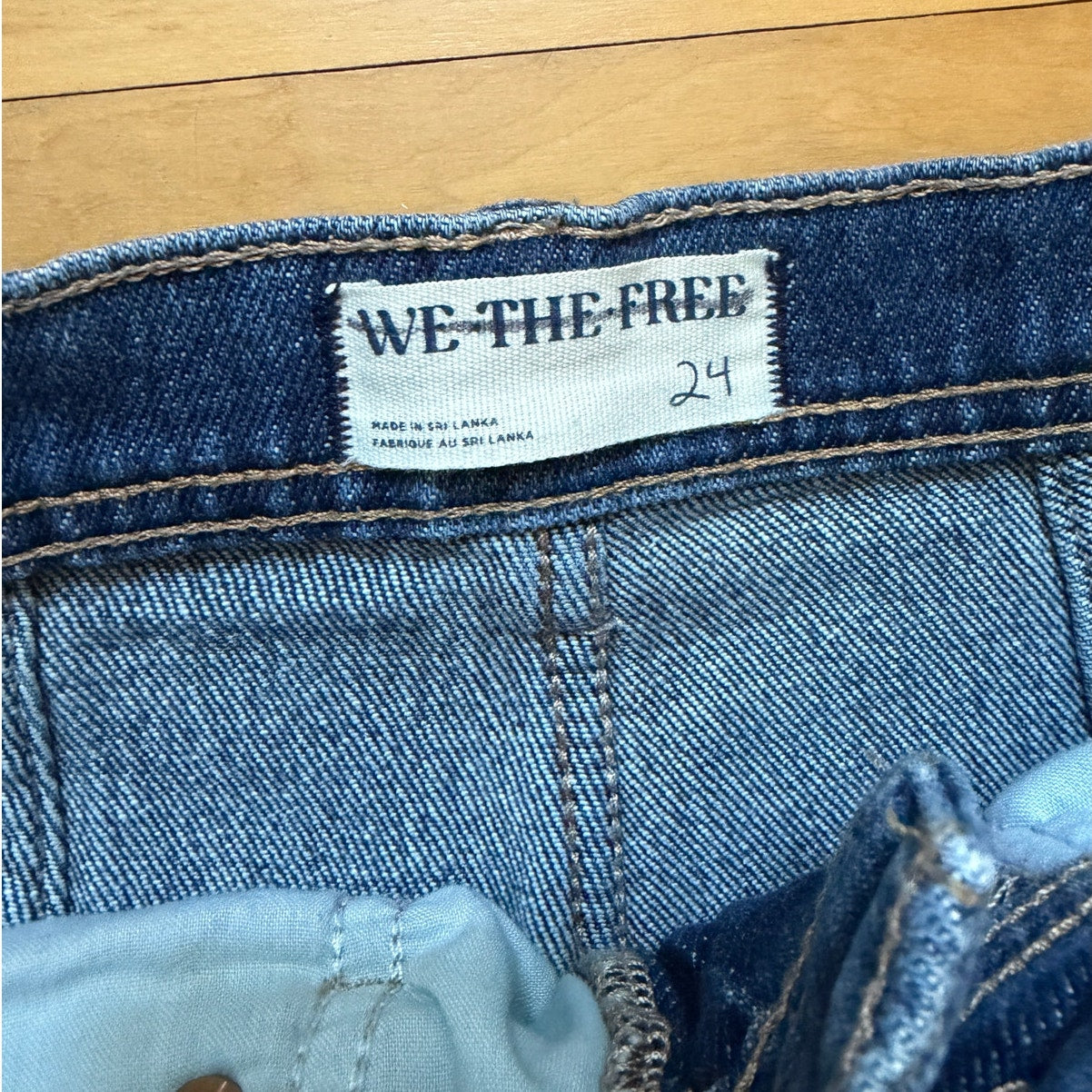 We The Free Free People Leila High Rise Slim Straight Jeans Size 24 Medium Wash EUC