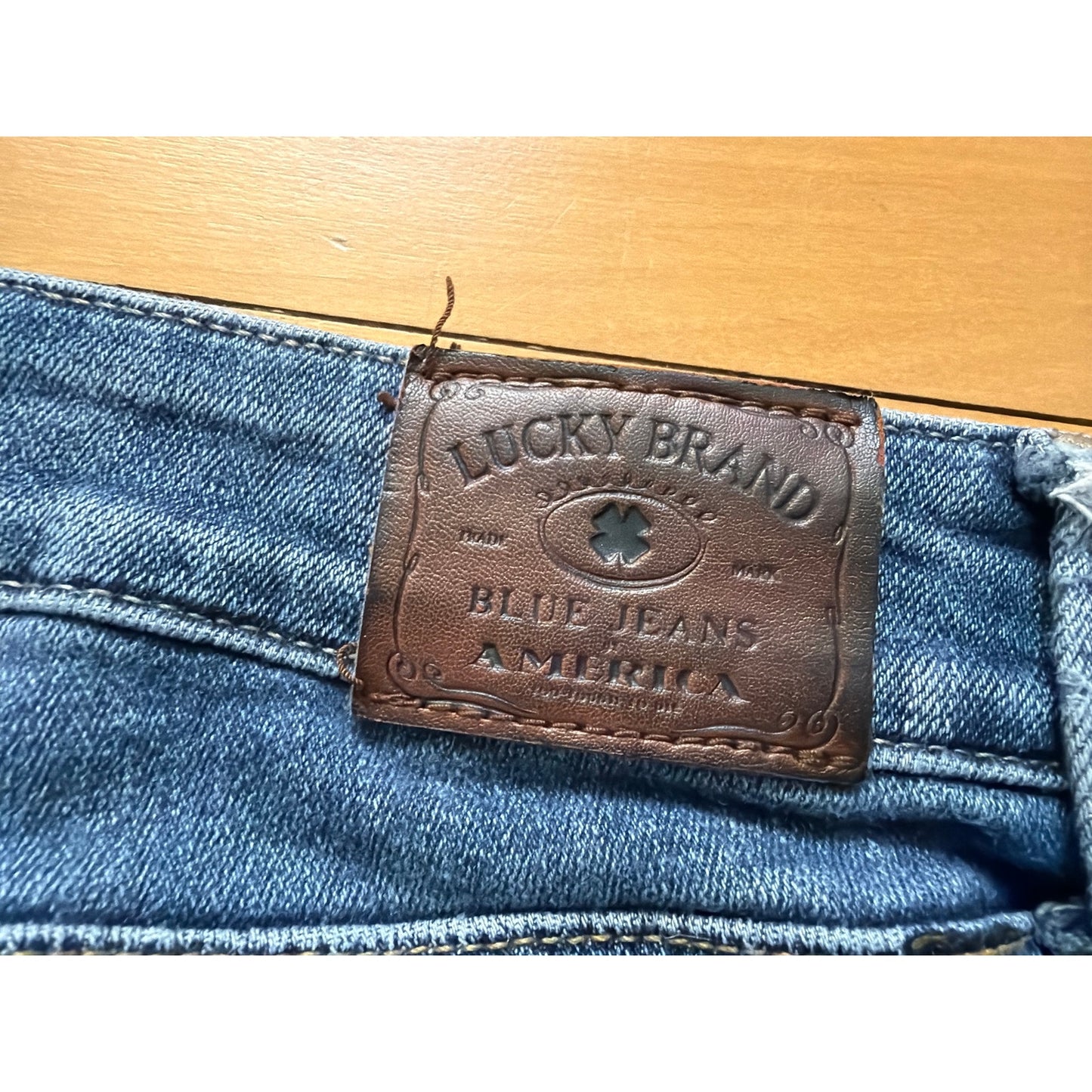 Lucky Brand Size 4 Lolita Bootcut Mid Rise Light Wash Jeans