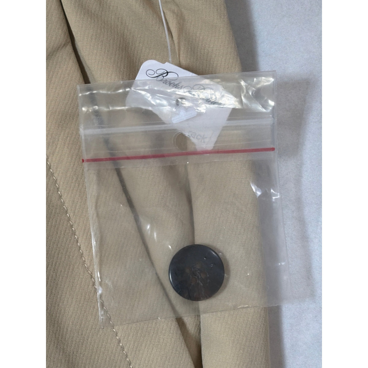 Brooks Brothers Men’s Khaki Chino Performance Shorts Size W30 NWT