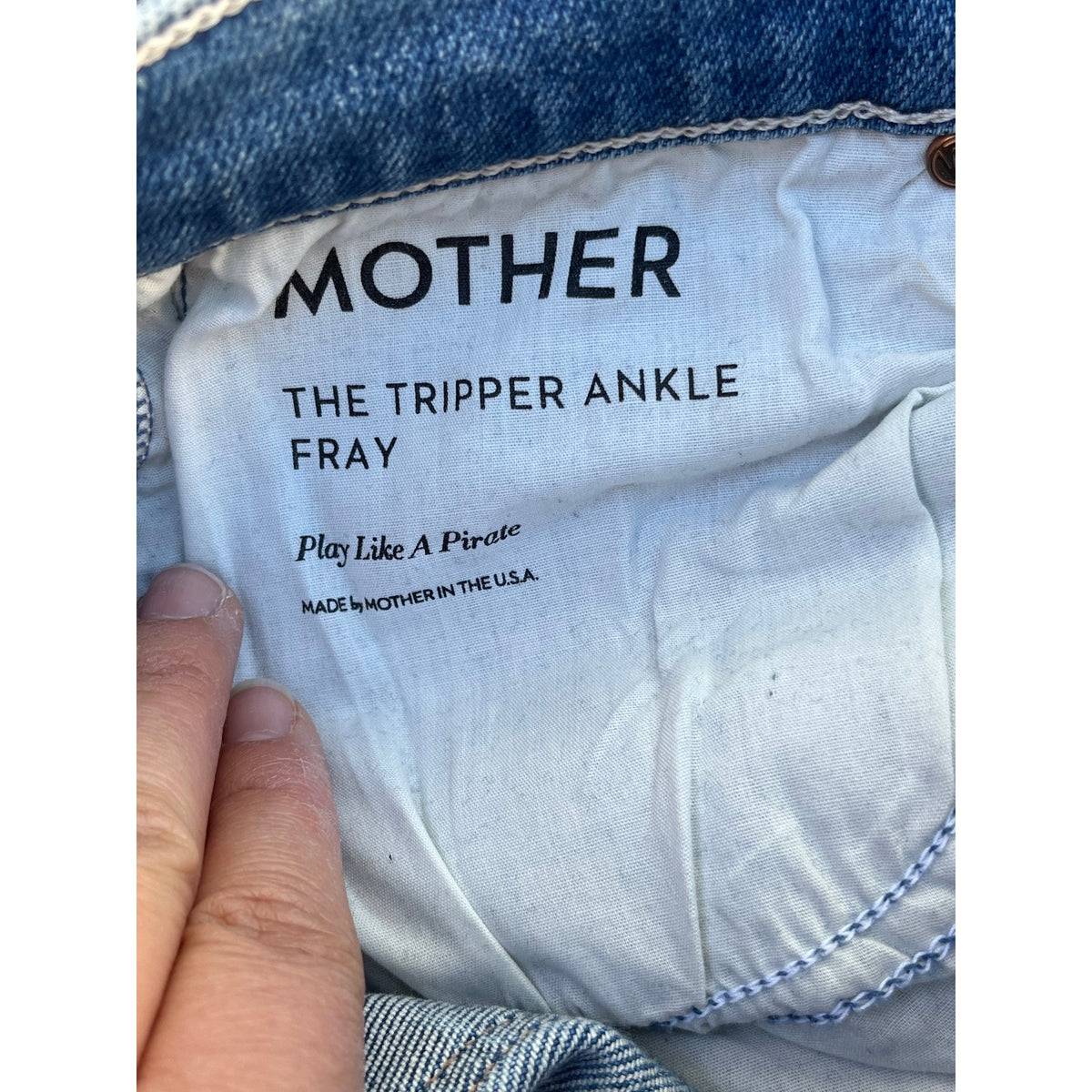 MOTHER The Tripper Ankle Fray Jeans Play Like a Pirate High Rise Crop 25