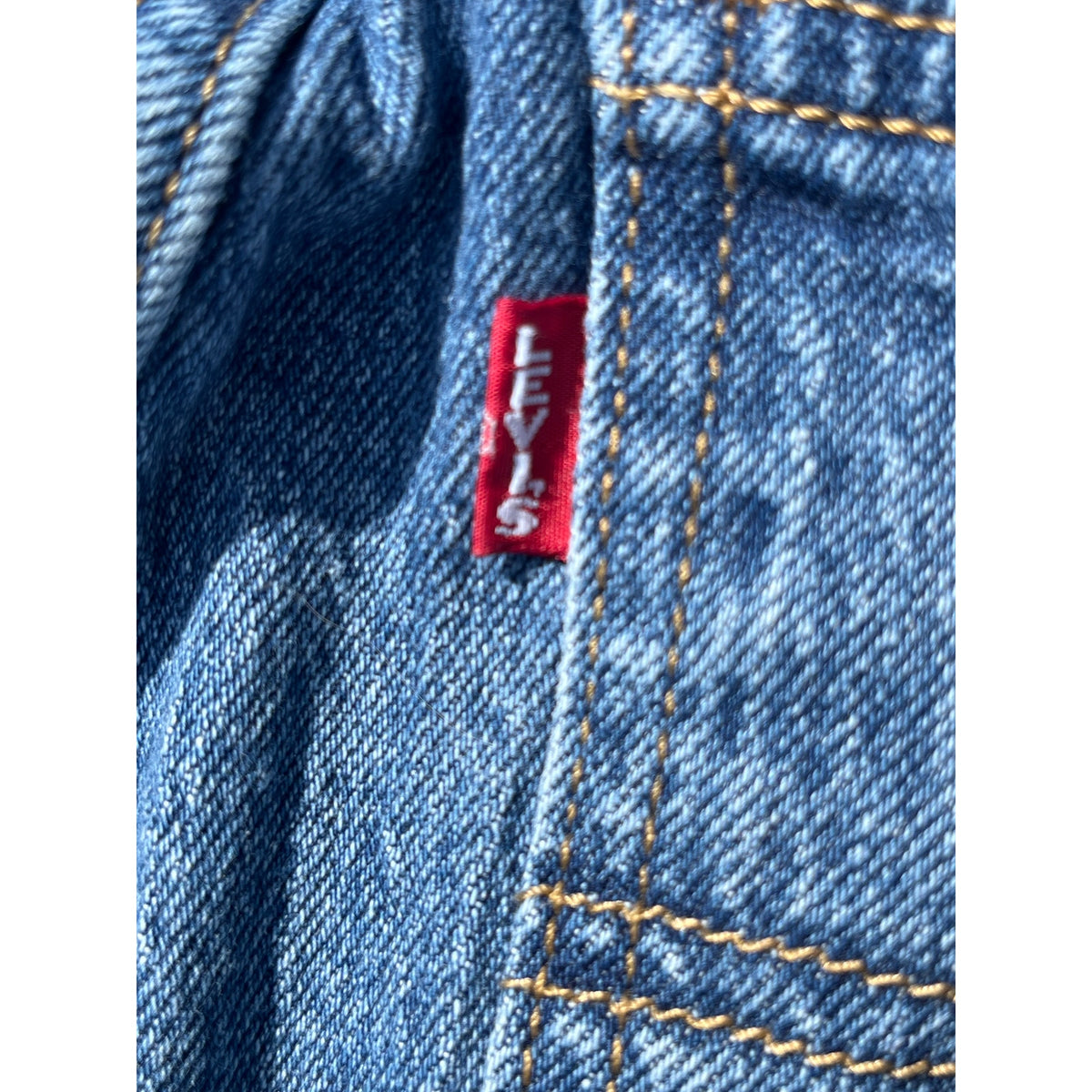✨ Levi’s Premium 70s High Flare "Big E" Distressed Jeans 27 ✨