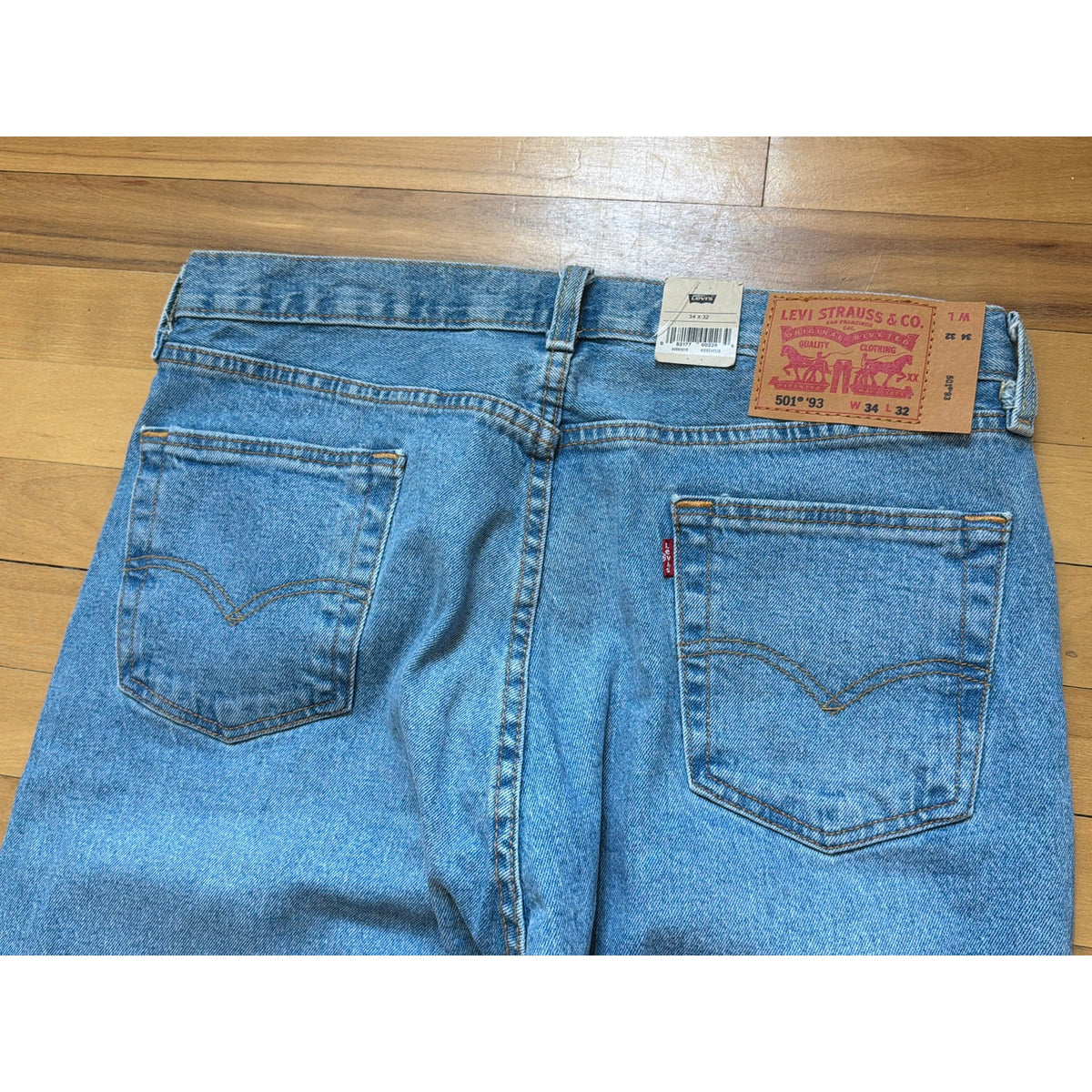 ✨ Signature by Levi Strauss Gold Mid-Rise Straight Embroidered Jeans 28 ✨