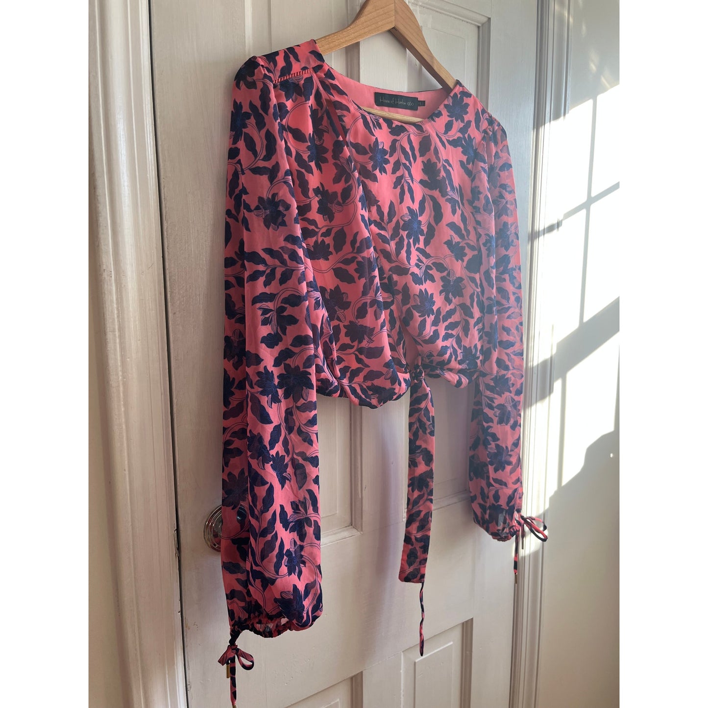 House of Harlow 1960 Ali Top Pink Blue Floral Tie Sleeve V-Neck Crop Medium