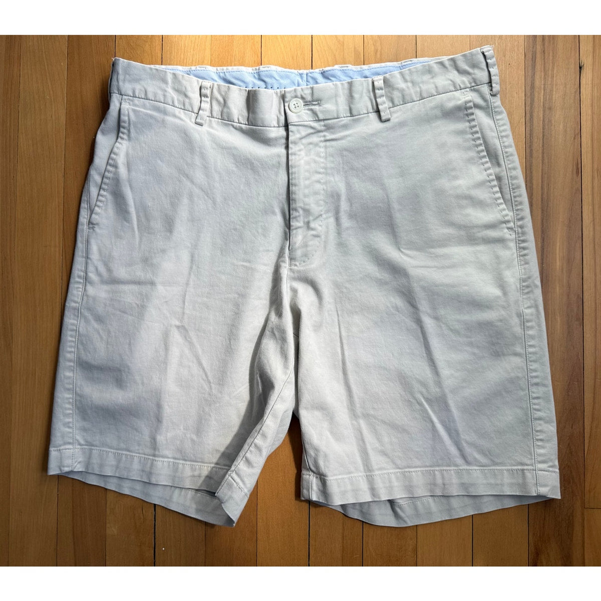 Peter Millar Pima Cotton Chino Shorts - Men's Size 34 - Beige/Tan