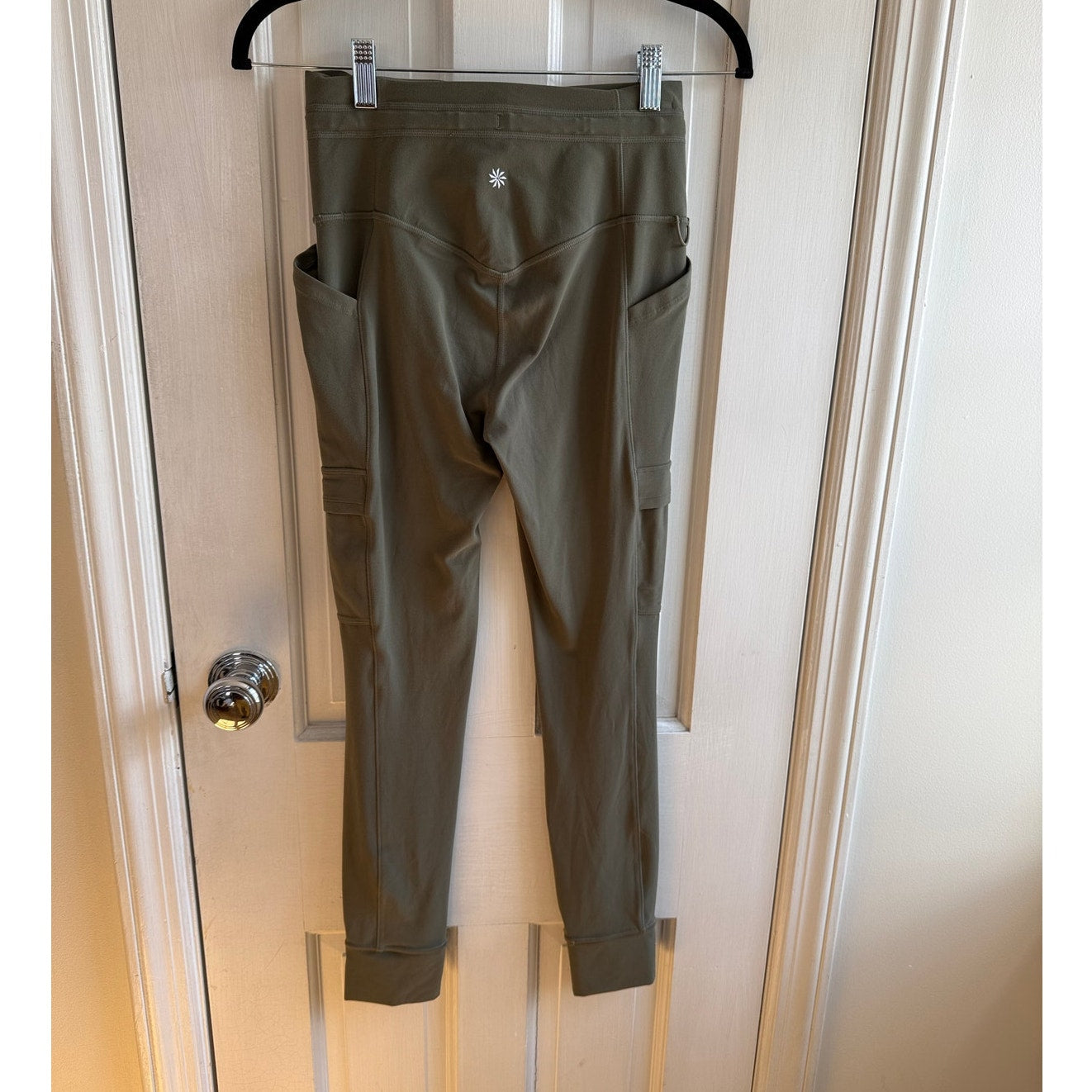 Athleta Headlands Hybrid Cargo II Tights Size Small NWT