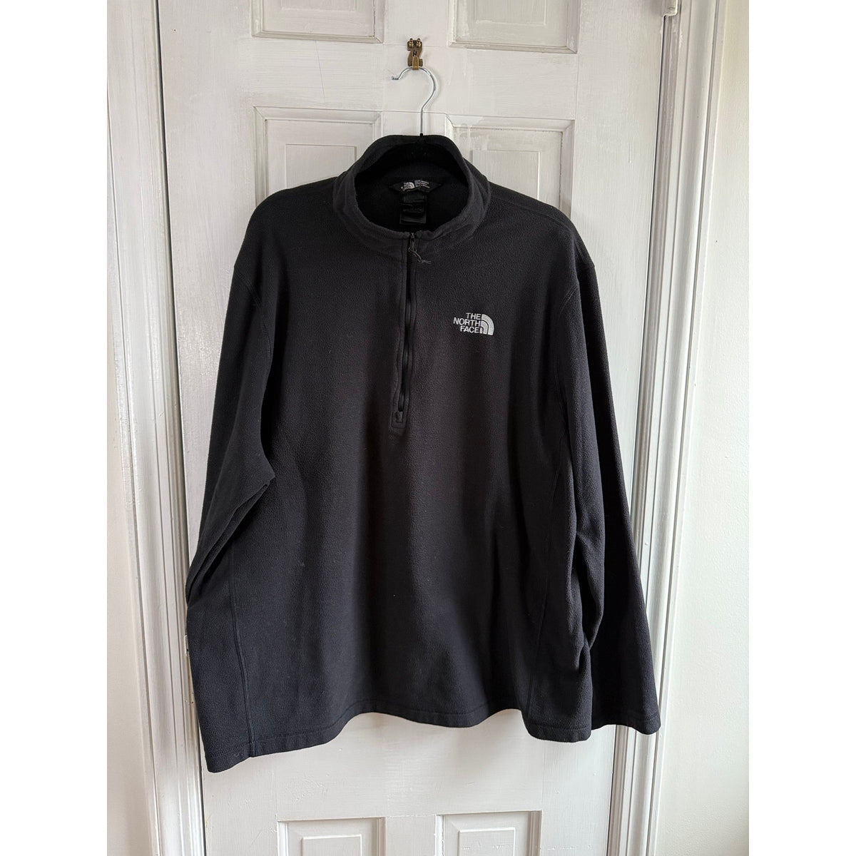 the North Face Black Quarter Zip Fleece - XL