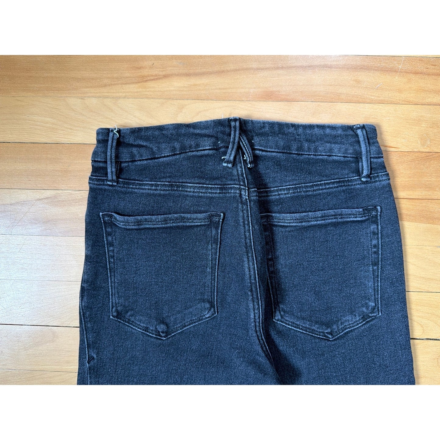 Good American Size 8/29 Black Straight Leg Mid Rise Jeans