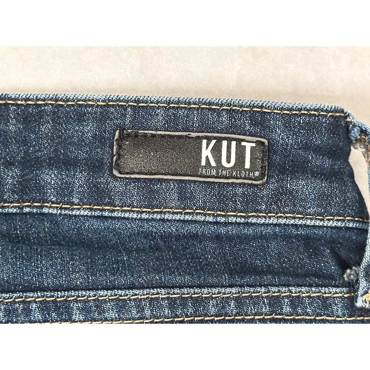 Kut Size 4 Dark Wash Cathrine Style Boyfriend Cut Jeans