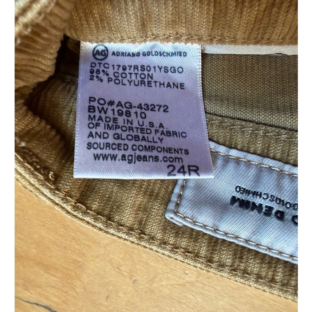AG Adriano Goldschmied The Rhett Corduroy Pants Size 24 High Waisted Straight Raw Hem