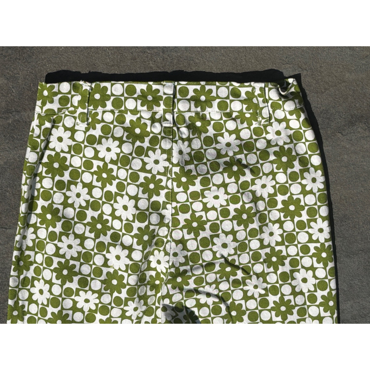 Motel Rocks Retro Floral Print Flare Pants Green White High Rise Sz XXS