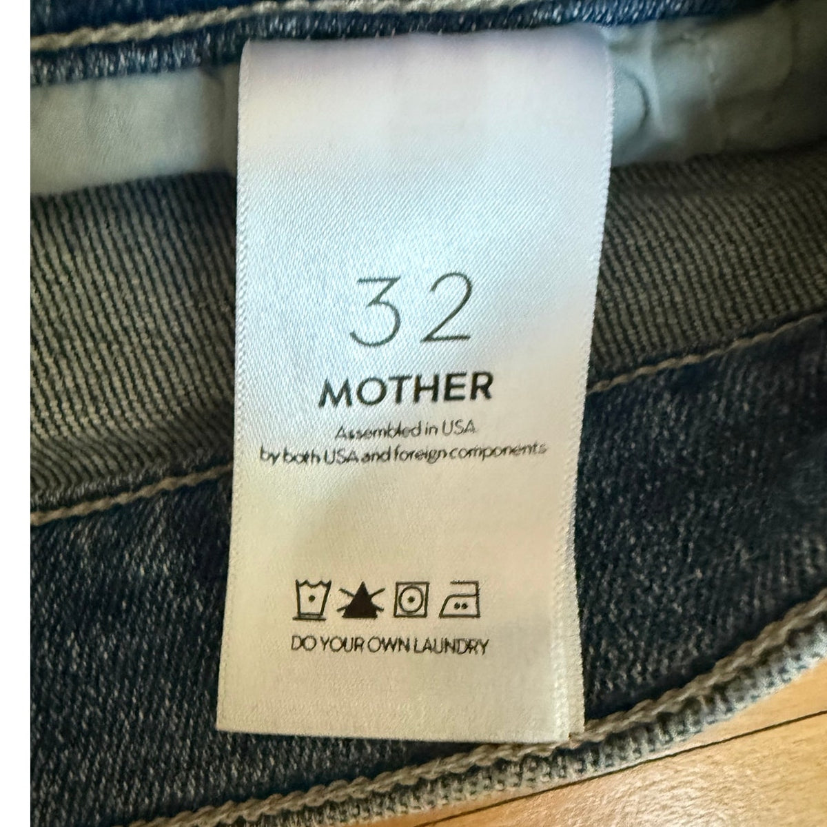 MOTHER The Insider Crop Step Fray Jeans Size 32 | Reckless On A Shiny White Vespa