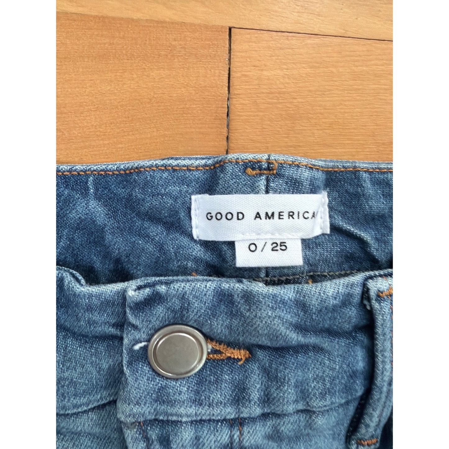 Good American Good Classic Bootcut Jeans Size 0 / 25 High Rise 33.5" Inseam EUC