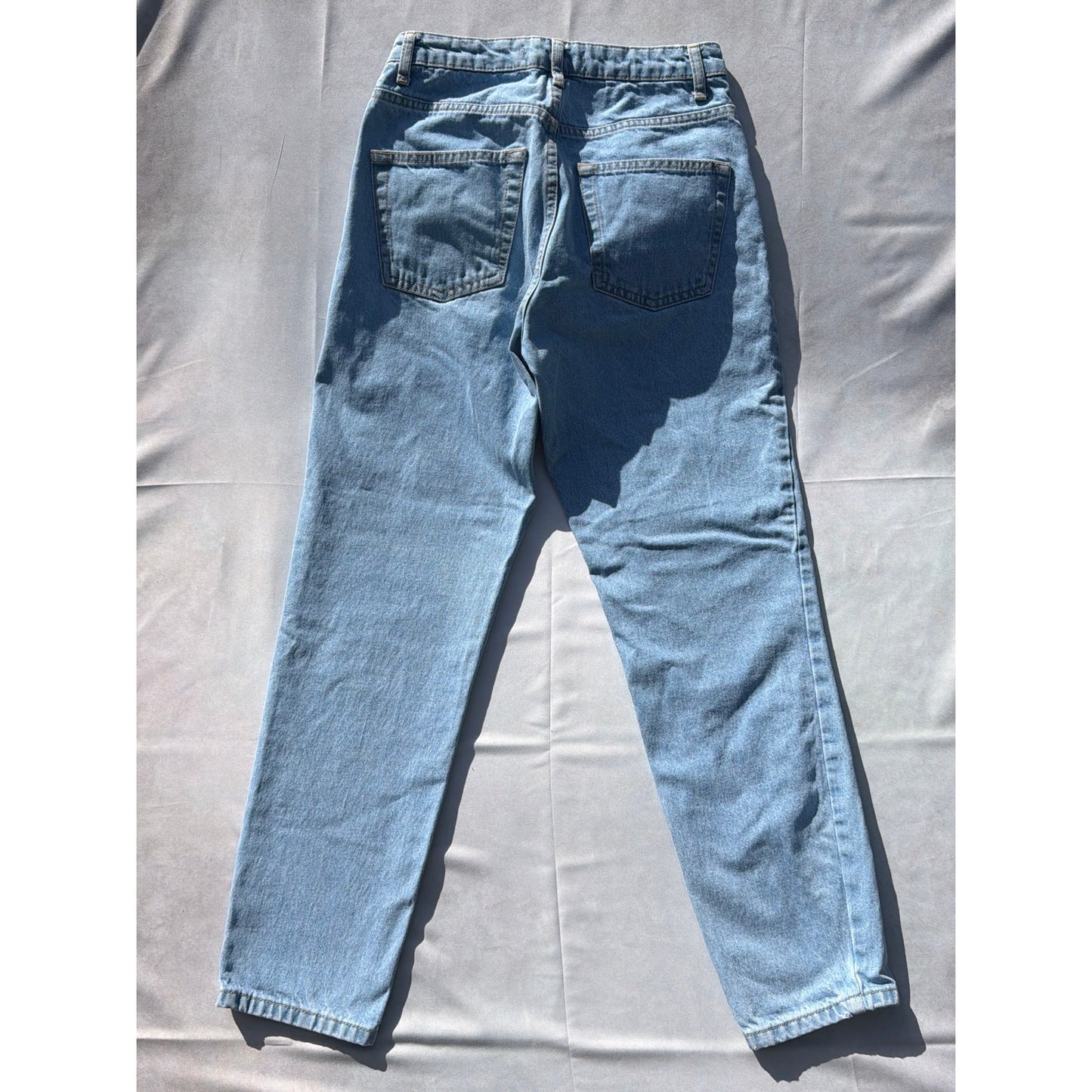We The Free Size 26 Light Wash High Rise Slim Fit Jeans