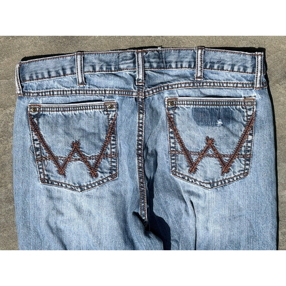 Wrangler Men's Relaxed Fit Bootcut Jeans 34x34 Blue Embroidered