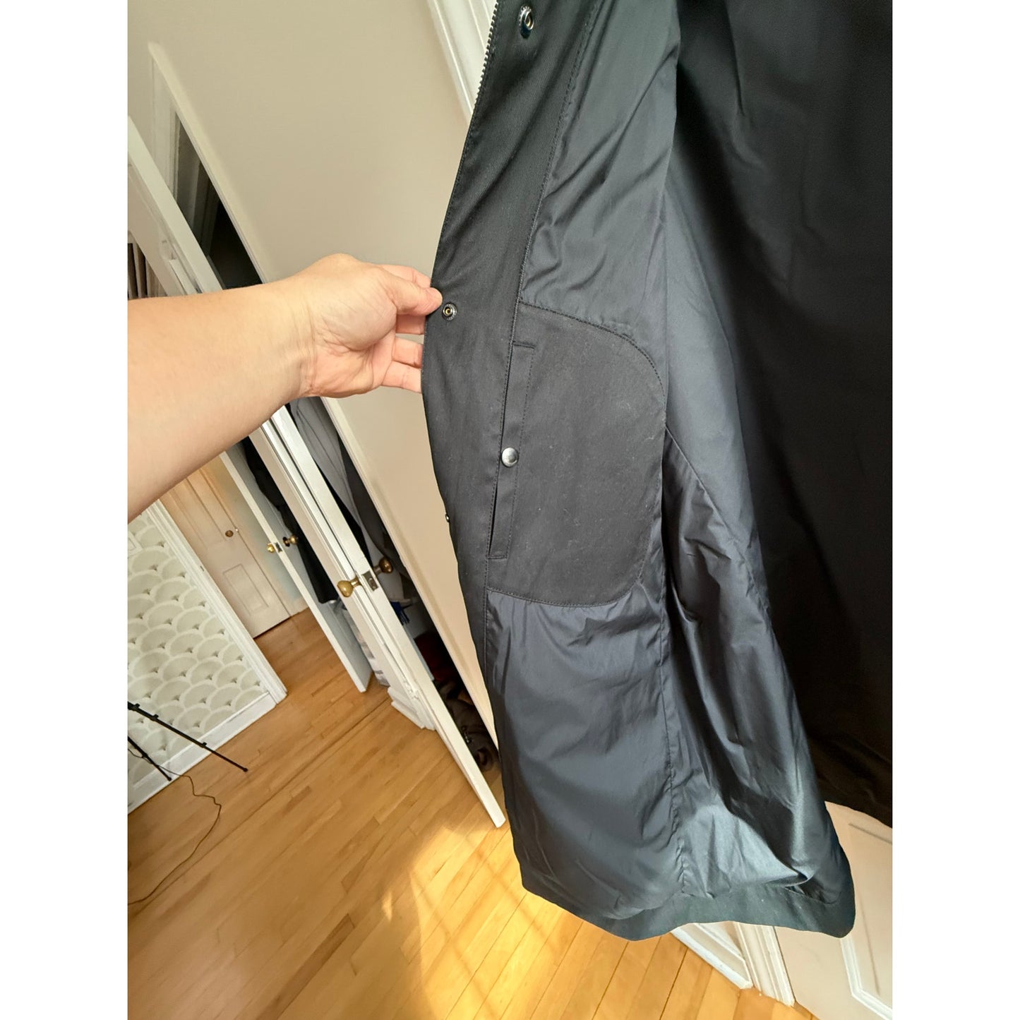 Hugo Boss "Candon" Black Cotton Overcoat - Men's Size 46R - Excellent Condition