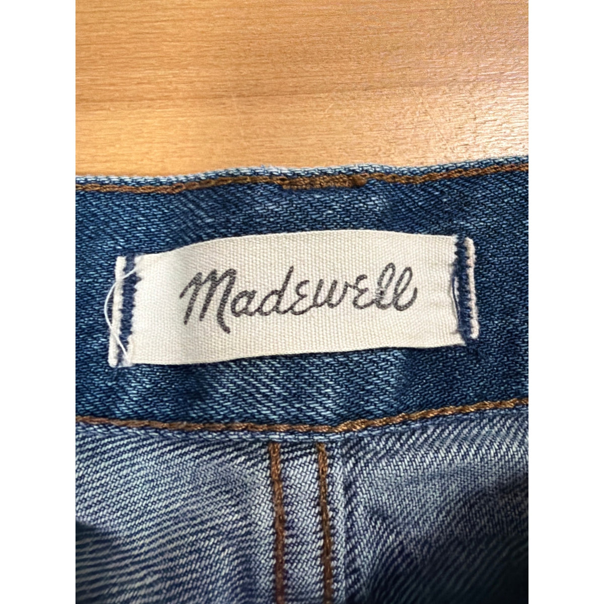 Madewell Size 26 The Perfect Vintage Distressed Jean